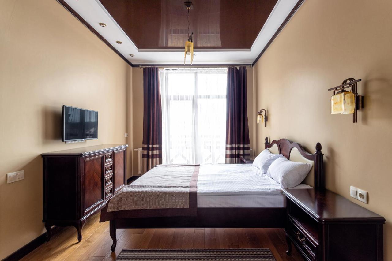 Suite with Balcony