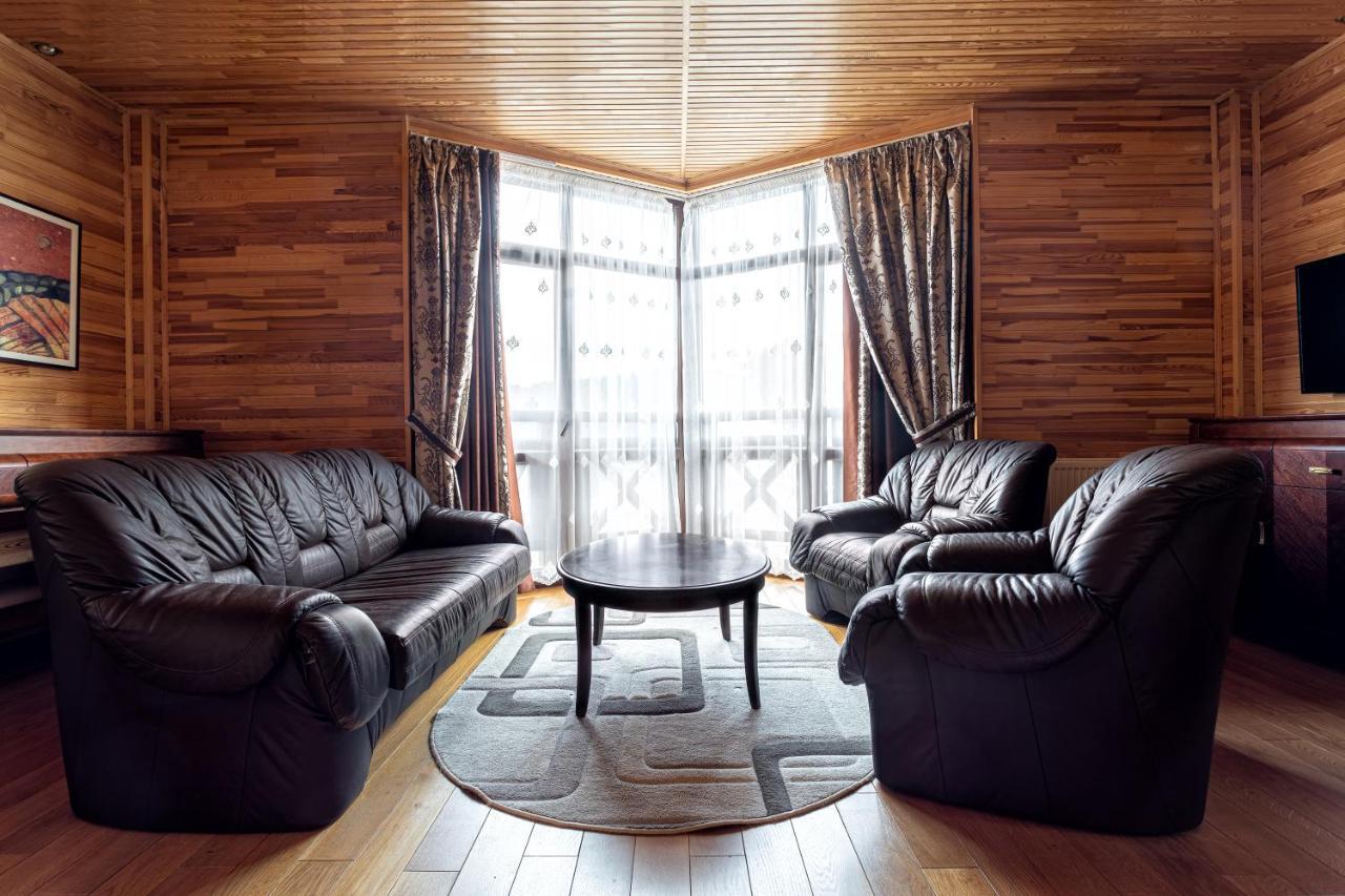 Two-Bedroom Suite with Balcony